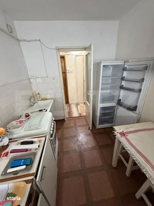 Apartament cu 2 camere, semidecomandat, zona Mazepa