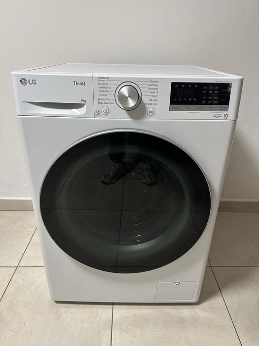 Masina de spalat haine LG * 9 kg * 1400rpm