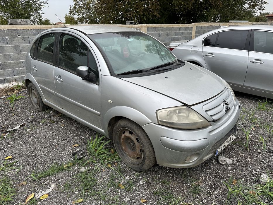 Citroen C3 1.6 16V бензин 2004 Г ръчка само на части