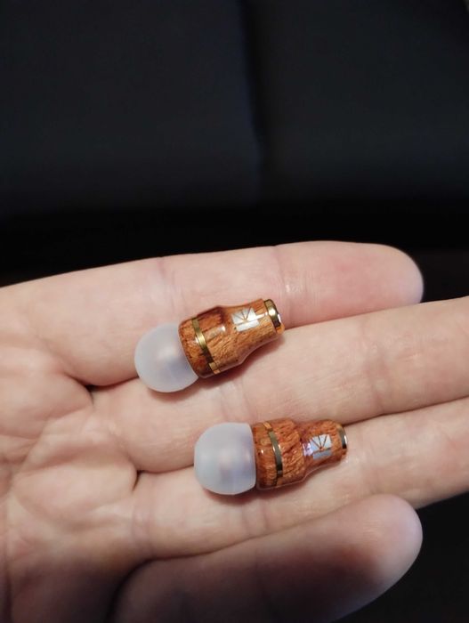 Casti inear din lemn KBEAR KW1