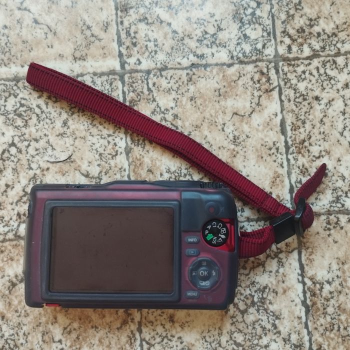 Olympus Tough TG 6 red