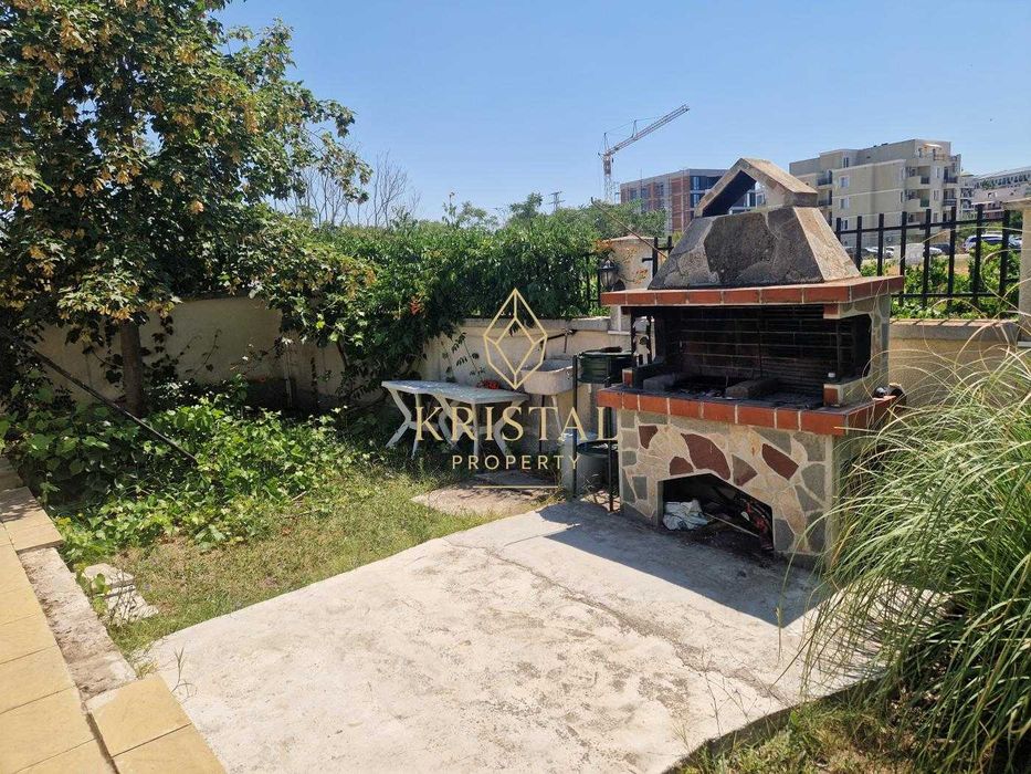 Продава се Двустаен апартамент в Несебър - 70 кв.м за 1065 €/кв.м - Снимка #12