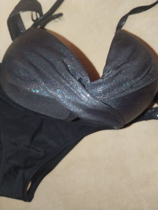 Купальник   новый  46 размер