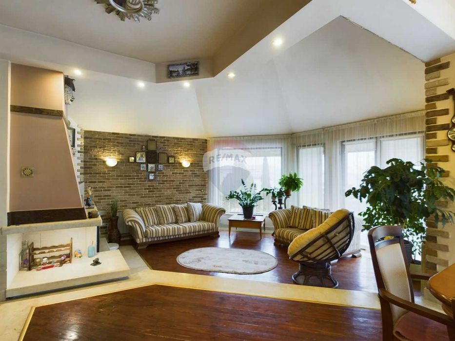 Продава се Къща в Варна, Виница - 271 кв.м за 819 €/кв.м - Снимка #1