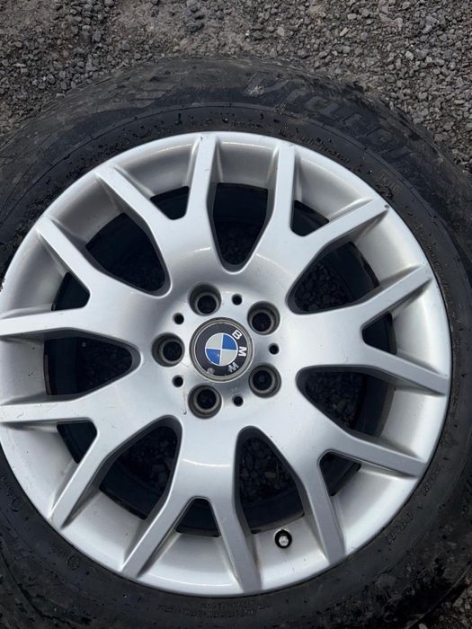 Продам диски с шиной на Бмв