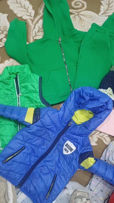 Вещи детские 2 коробки 4000т