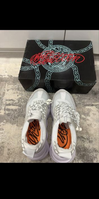 Versace Chain Reaction - White
