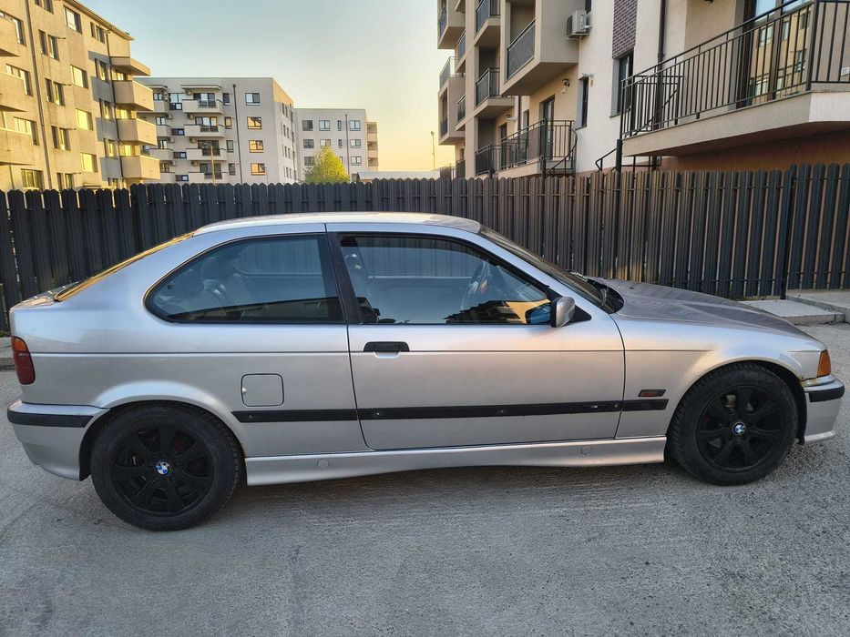 Vând E36 318ti M42 din 1995, M Packet de fabrică.