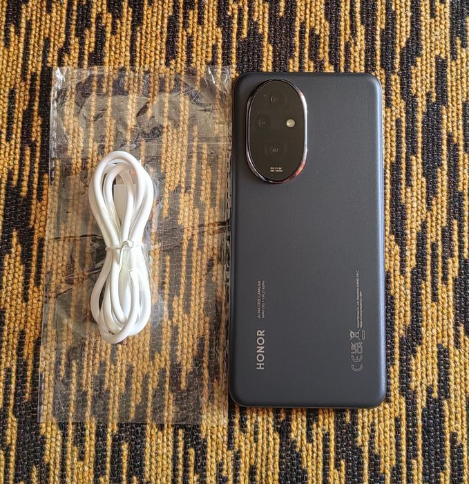 Huawei/Honor  8Gb/256Gb.