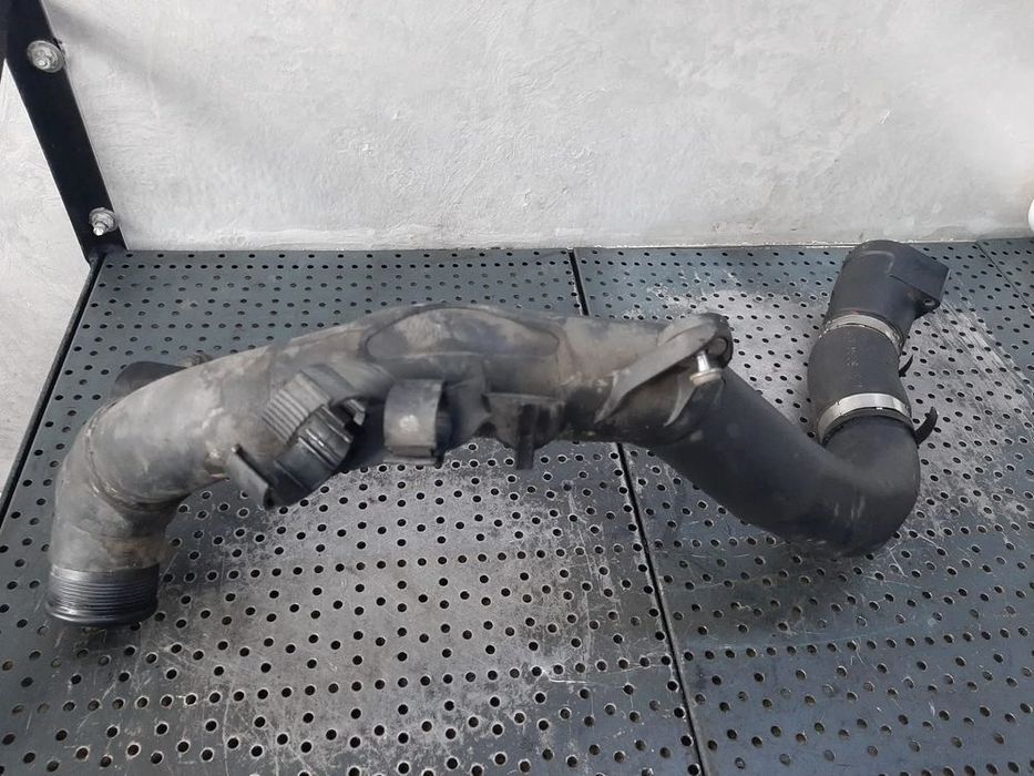 Furtun tubulatura intercooler 1.6 tdi cay vw golf 5 skoda fabia 2 octavia 2 seat altea  03l131111g