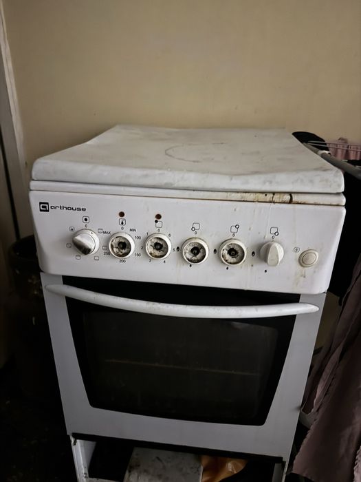 Продам газ плиту с баллоном