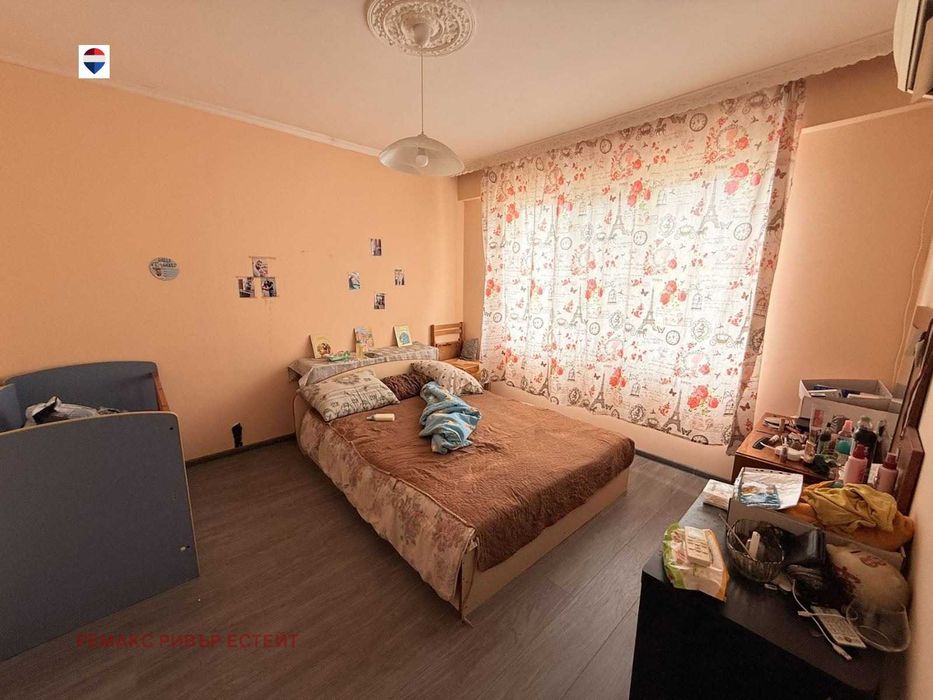 Двустаен апартамент за продажба кв. Чародейка Север