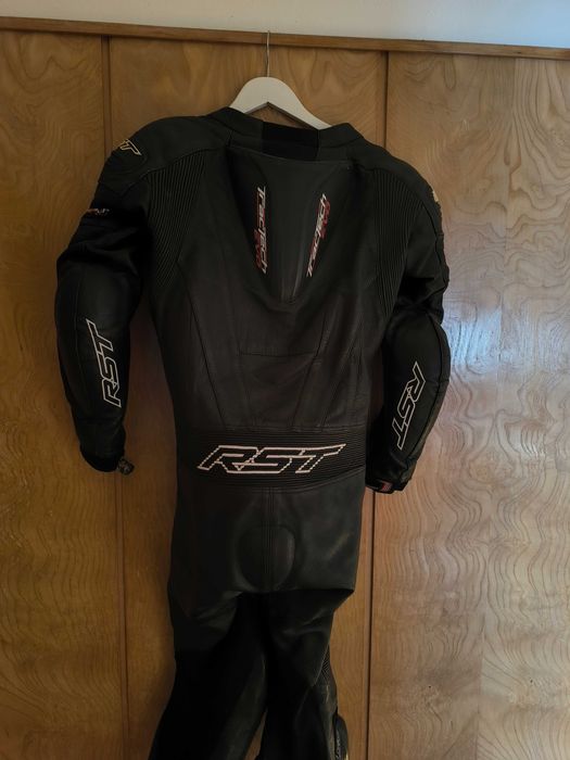 Цял Екип RST S/50 размер