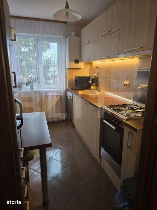 Apartament 4 camere, 77 mp, zona Manastur