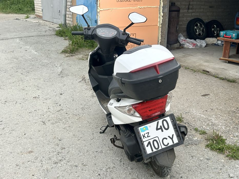 Продам скутер 90
