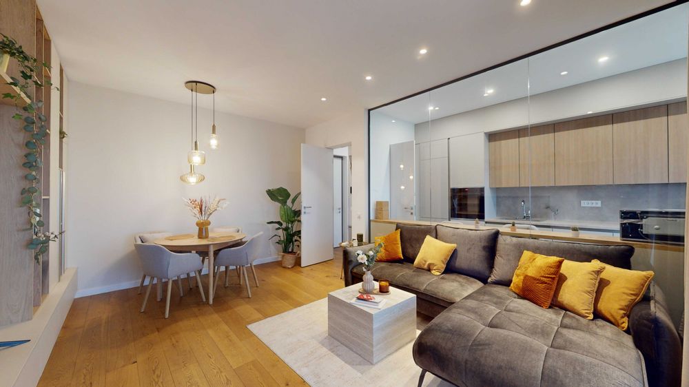 inchiriez apartament 3 camere