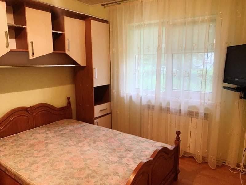 De inchiriat apartament 2 camere semidecomandat Universitate