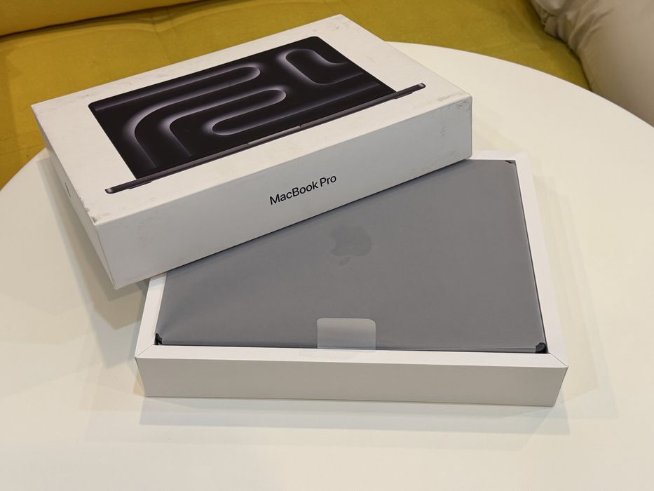 MacBook Pro 14 M5 как новый
