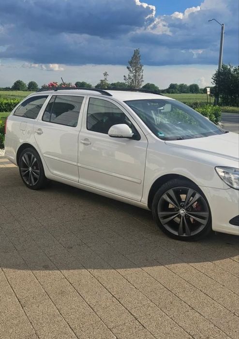SKODA Octavia 2011