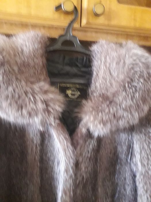 Продам шубу нутриевую