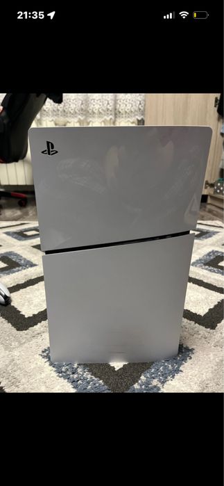 Consola PlayStation5 (PS5) Slim Disc Edition + 3 jocuri + Controler