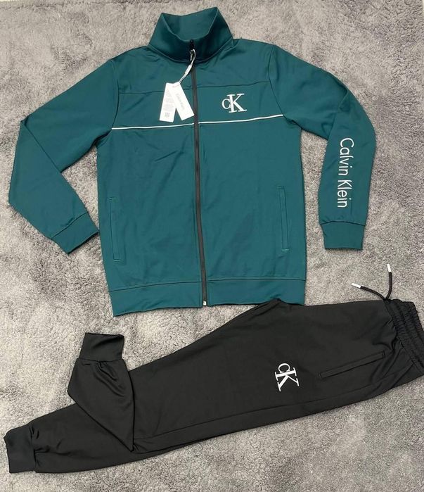 Treninguri Unisex! Toate mărimile disponibile!