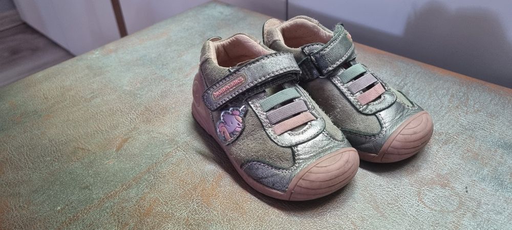 Pantofi Biomecanics mar 22