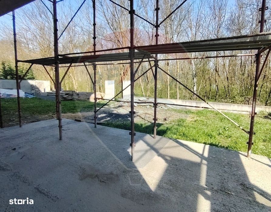 Apartament cu 3 camere CRANGUL PETRESTI.