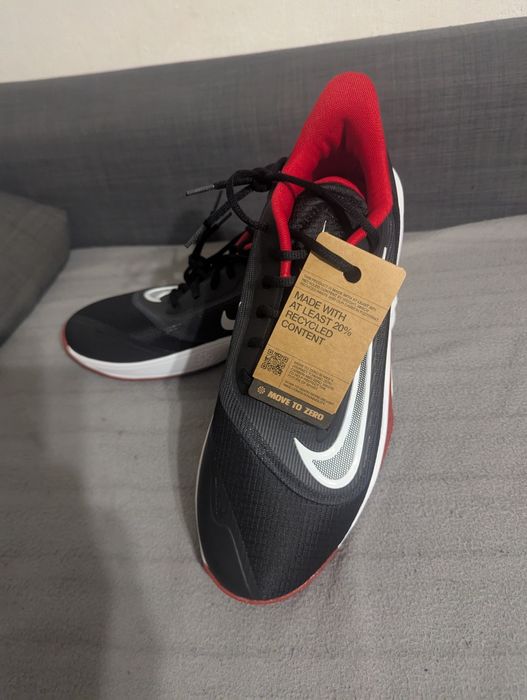 De vânzare adidași