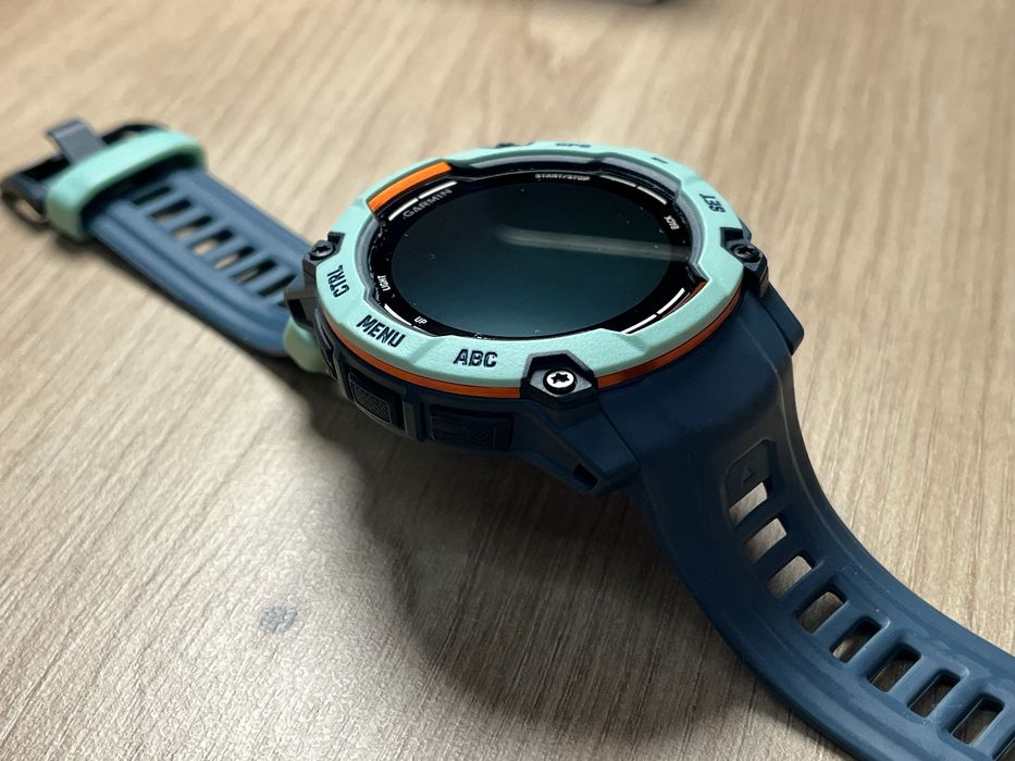 Garmin Instinct 3 50mm Amoled Limited Edition Перфектен