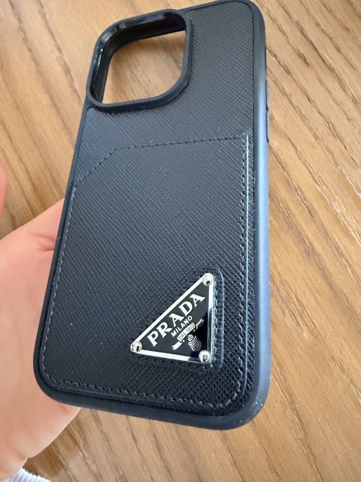 Iphone 15 /16 pro Prada кожен кейс закупуван от магазин на Prada