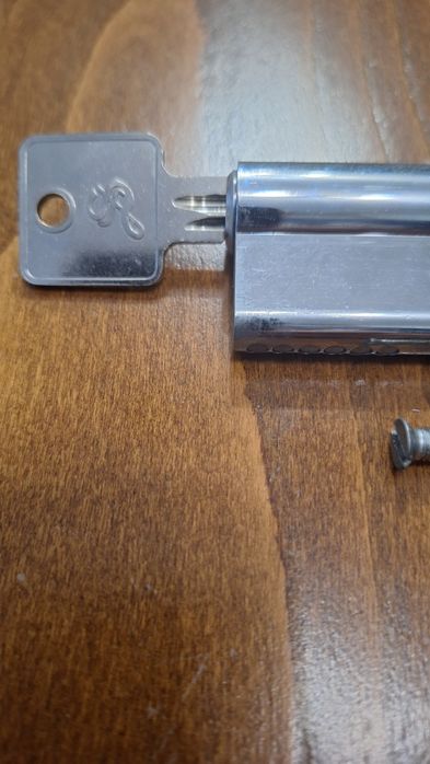 Секретен патрон.