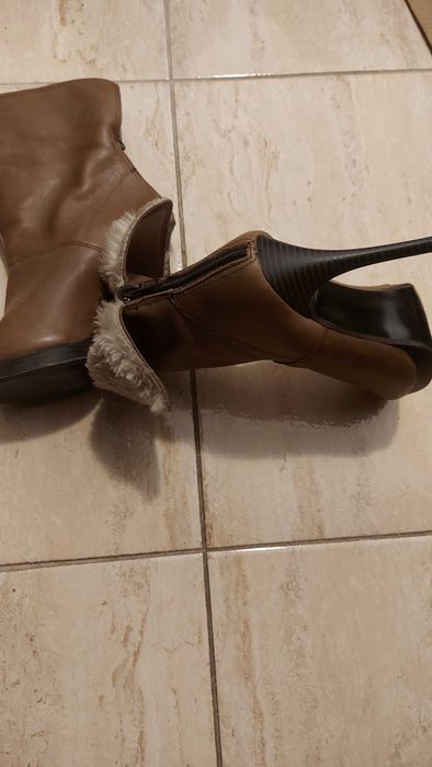 Botine elegante maro