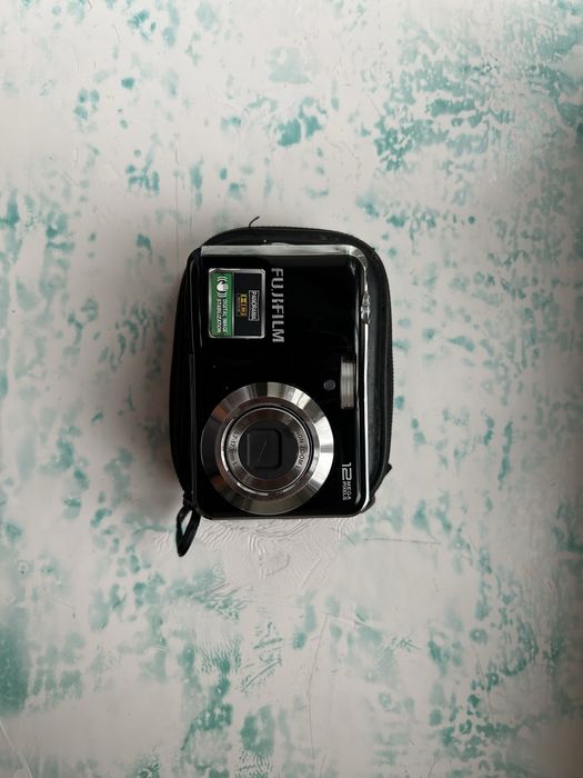 Fujifilm finepix av100