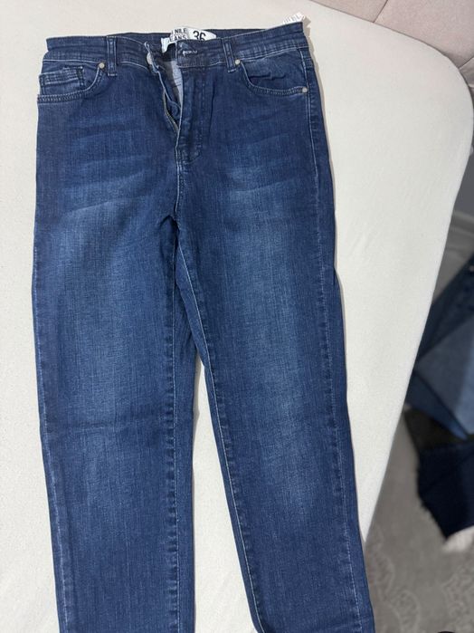 Дамски дънки XS-S