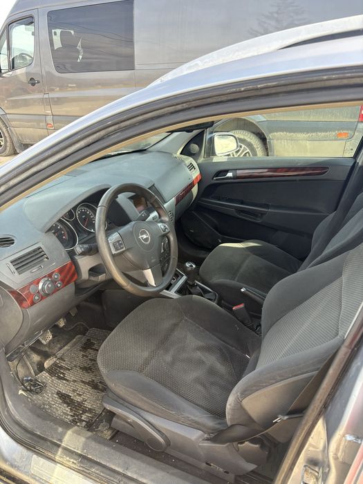 Opel astra h 1.6 benzina