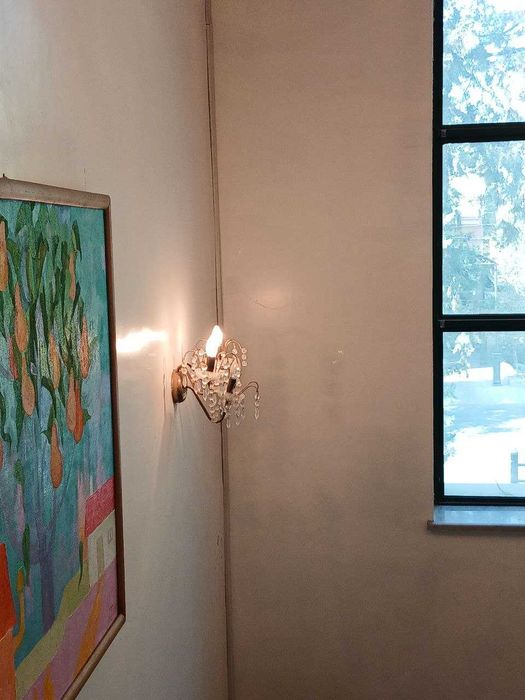 Продам срочно большую люстру и бра