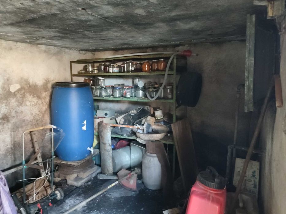 Продава се Къща в Търговище, Вилна зона - 40 кв.м за 957 €/кв.м - Снимка #14