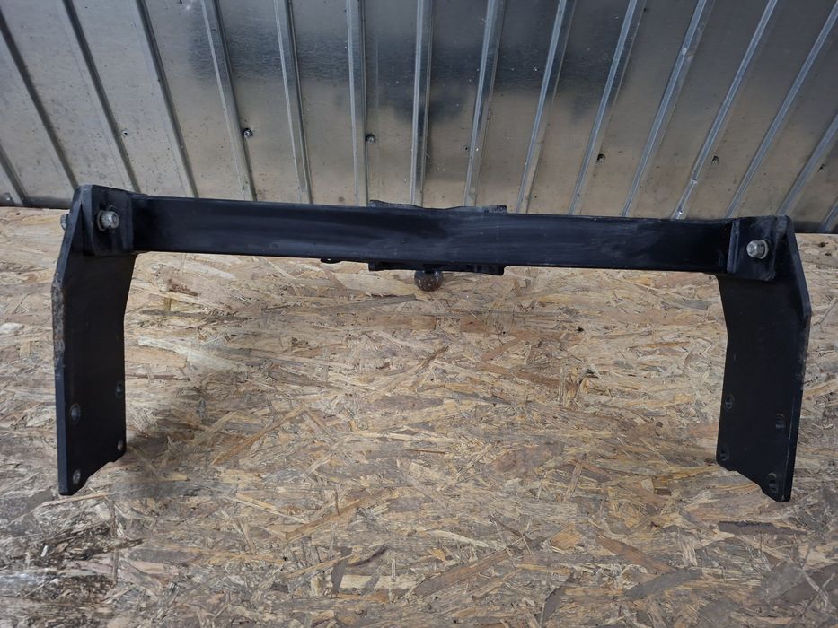 Carlig remorcare Ford Transit (2000-2014) Auto-Hak C37