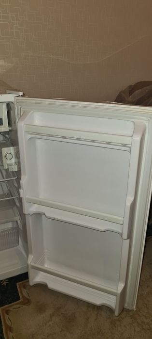 Продаётся маленький холодильник