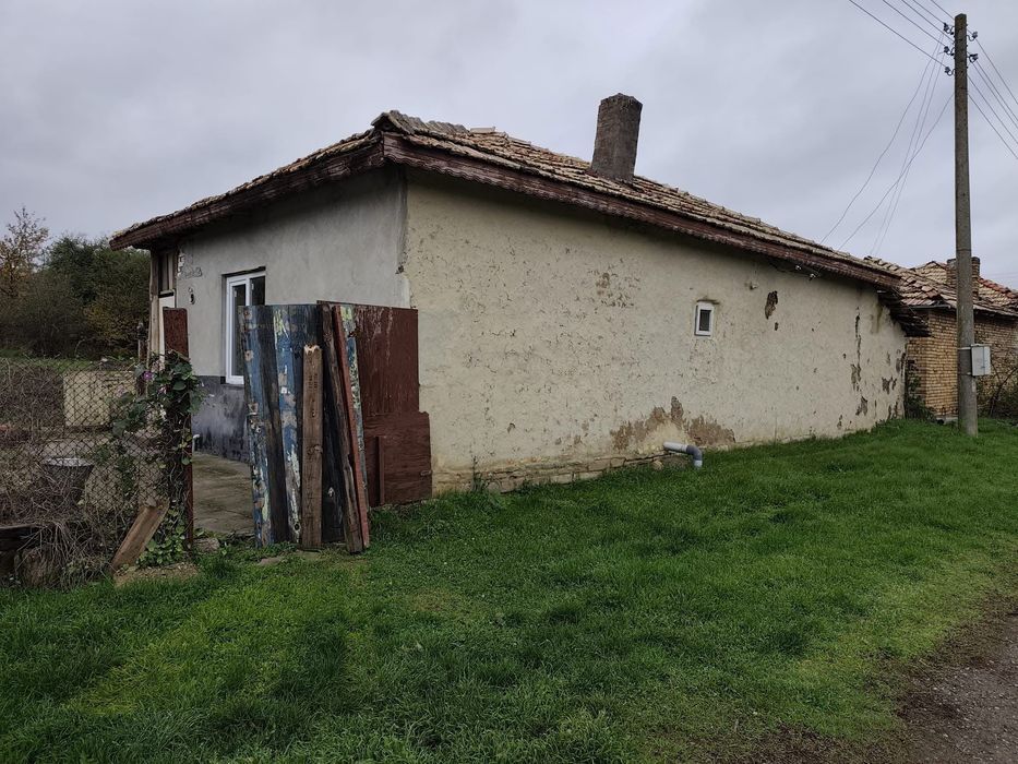 Къща в с. Дралфа