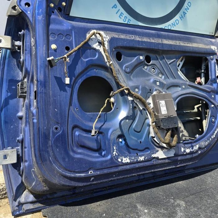 Portiera usa Z21B dreapta fata Opel Vectra C