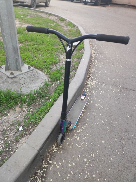 Трюкавой самокат