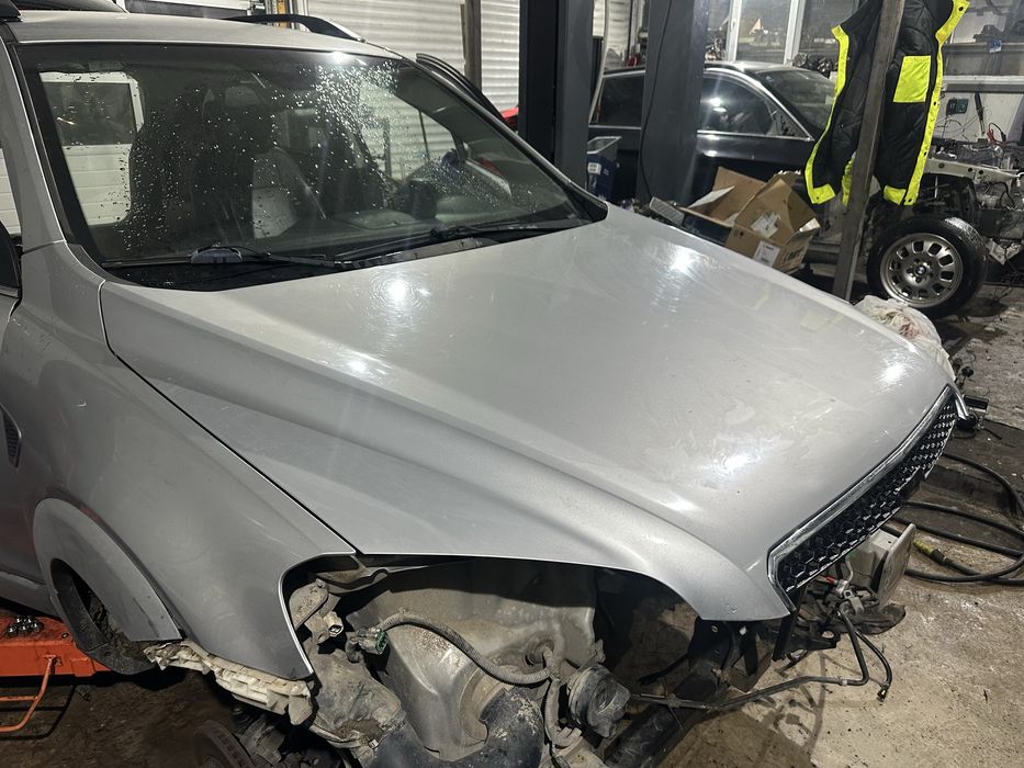 Преден капак за Шевролет Каптива до 2011г!