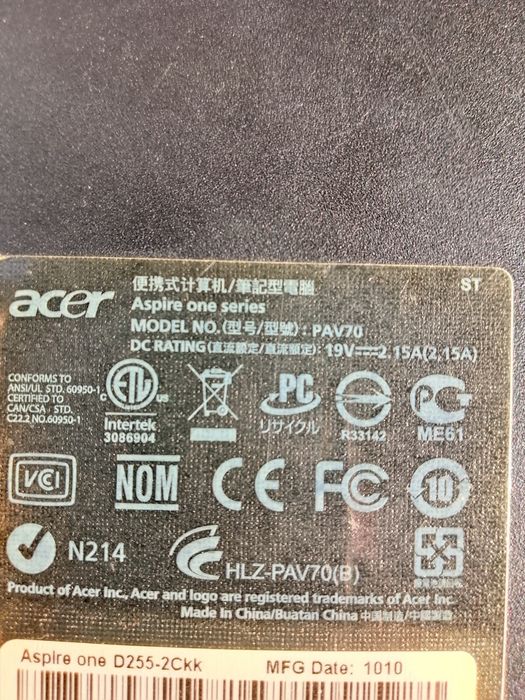 Нетбук в отличном состоянии продаю