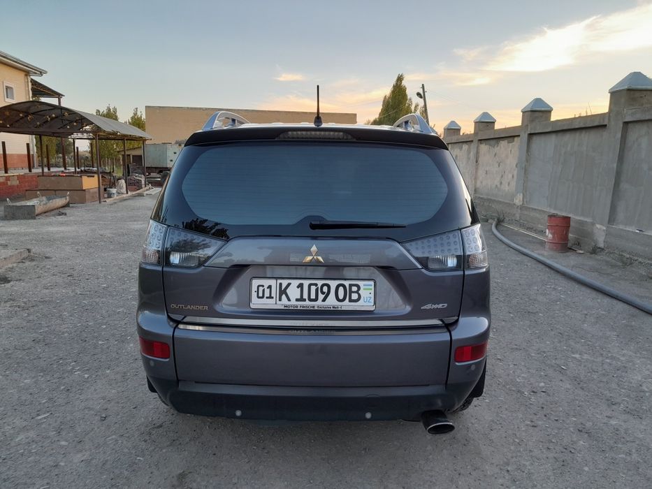 Продаю кроссовер Mitsubishi Outlander 2008 г.в.