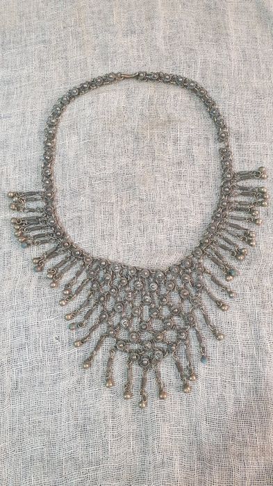 Старинно винтидж колие