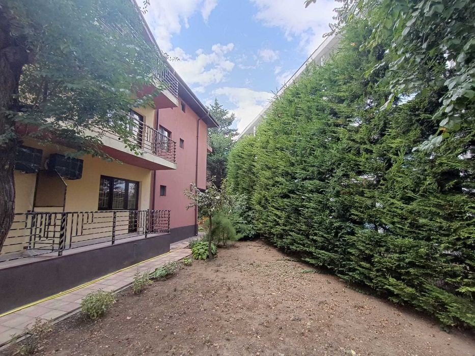 Vila cu 17 camere la cheie de vanzare, Eforie Nord - Centru