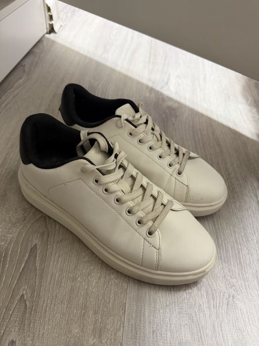 Мужские кроссовки