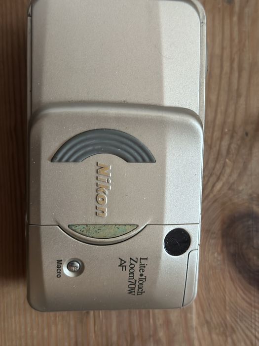 Лентови фотоапарати Nikon / Canon / Polaroid – нетествани